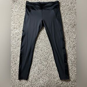 Lululemon Wunder Train high rise Satin Panels leggings, size 12